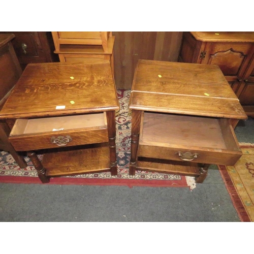 794 - A PAIR OF OAK LAMP TABLES WITH A SINGLE DRAWER (2)