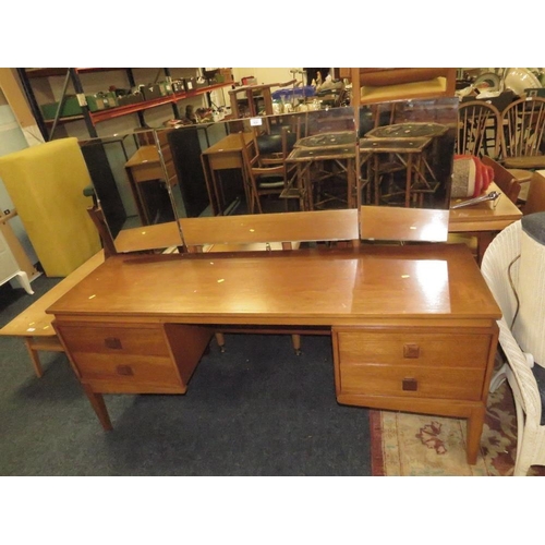 824 - A MID CENTURY TEAK DRESSING TABLE W-153 CM