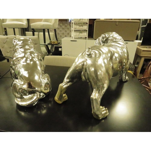 837 - A LARGE METAL BULLDOG FIGURE AND A PIT BULL MODEL (2)