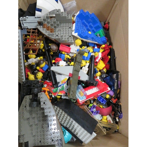 173 - A QUANTITY OF VINTAGE LEGO ETC TO INCLUDE A QUANTITY OF EMPTY HARRY POTTER LEGO BOXES