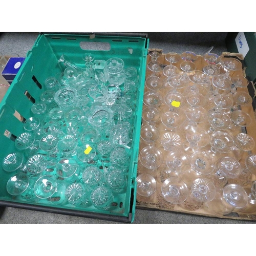 183 - FIVE TRAYS OF ASSORTED GLASS WARE TO INCLUDE A FRUIT BOWL