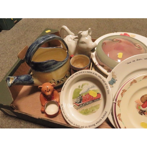 201 - A TRAY OF ASSORTED CERAMICS TO INCLUDE A ROYAL DOULTON BUNNYKINS SANTA CLAUS PLATE