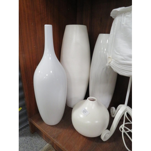 277 - A SELECTION OF MODERN TABLE LAMPS AND VASES ETC