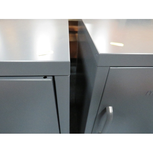 814 - A MODERN PAIR OF BEDSIDE METAL LOCKERS