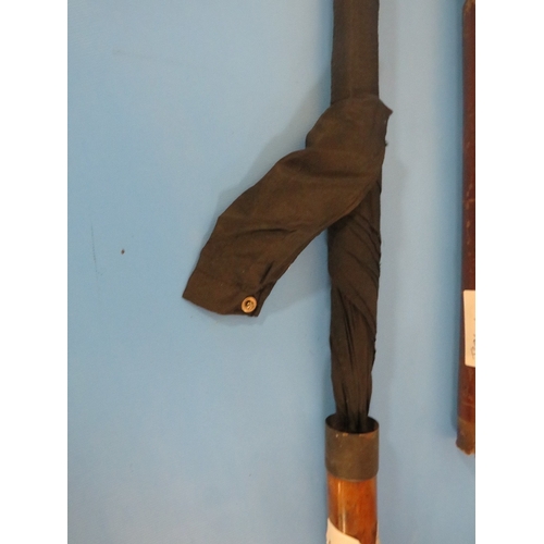 446 - AN UNUSUAL EDWARDIAN WALKING STICK UMBRELLA