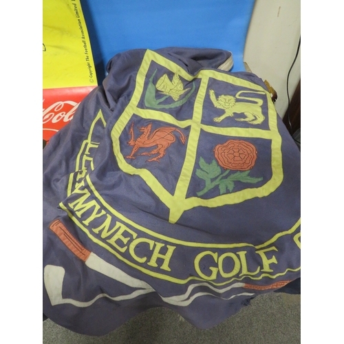 449 - A VINTAGE CLOTH PENNANT FOR THE LLANYMYNECH GOLF CLUB,A VINTAGE PLASTIC COCA COLA SPONSORED ADVERTIS... 