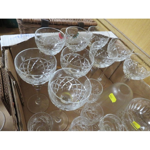 124 - TWO TRAYS OF CRYSTAL AND CUT GLASS TO INCLUDE FLORAL ETCHED WINE GLASSES