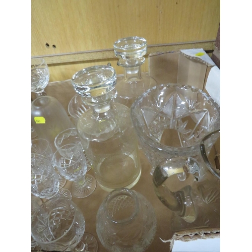 124 - TWO TRAYS OF CRYSTAL AND CUT GLASS TO INCLUDE FLORAL ETCHED WINE GLASSES