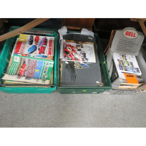 130 - A QUANTITY OF MOTOR SPORT, BOOKS, MANUALS, MAGAZINES ETC