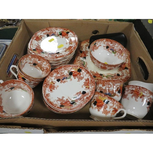 138 - THREE TRAYS OF SUNDRIES TO INCLUDE TEA WARE, ONYX AND HARDSTONE EGGS ETC