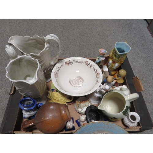 180 - TWO TRAYS OF ASSORTED CERAMICS TO INCLUDE AN AYNSLEY PEMBROKE PLATE