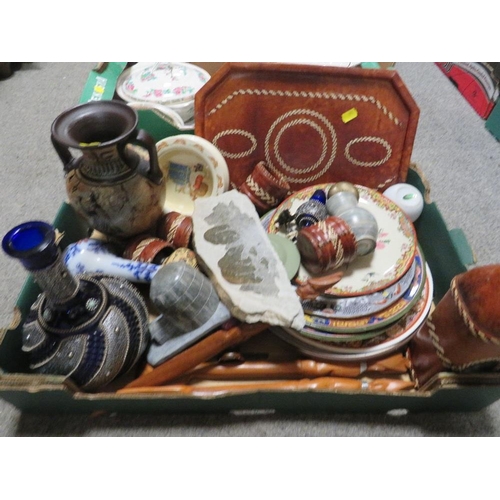 196 - THREE TRAYS OF CERAMICS AND SUNDRIES TO INCLUDE TEA WARE