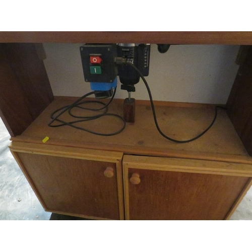 651 - A POWER CRAFT ROUTER WITH TABLE AND WORK STATIONS WITH ACCESSORIES