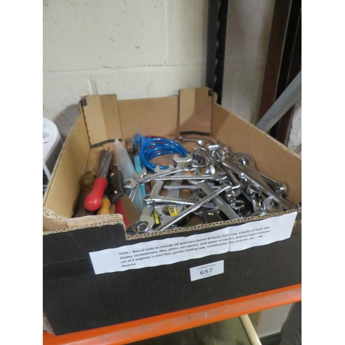 657 - A BOX OF TOOLS TO INCLUDE APPROX 28 SPANNERS (SOME BRITOOL EXAMPLES), A HACKSAW, 4 PACKS OF HACKSAW ... 