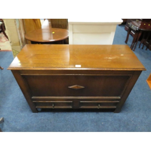 756 - A VINTAGE MAHOGANY FOLDING TABLE AND AN OAK MULE CHEST (2)