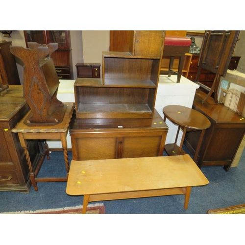 757 - AN OAK ANGULAR BOOKCASE, BLANKET BOX, BARLEYTWIST TABLE ETC (6)