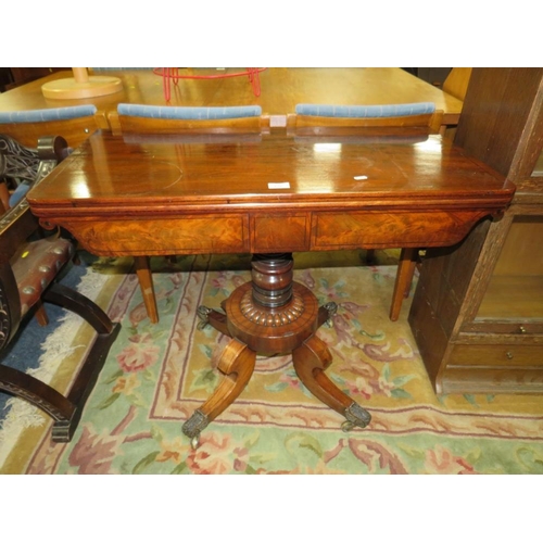 776 - AN ANTIQUE MAHOGANY FOLD-OVER TEA TABLE W-91 CM