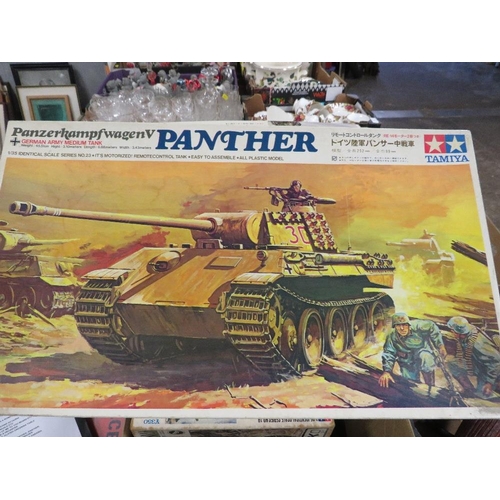 82 - SIX UNMADE TAMIYA TANK MODEL KITS TO INCLUDE JAGDPANTHER, PANTHER, TIGER1, KING TIGER, US ARMY SHERM... 