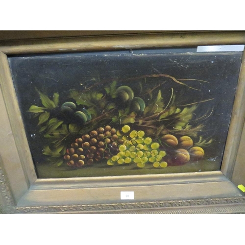 20 - A LATE 19TH / EARLY 20TH CENTURY GILT FRAMED STILL LIFE OIL ON PANEL OF FRUIT ON A TABLE, 34.5 X 55 ... 