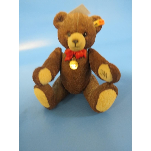 265 - A JOINTED PORCELAIN MINIATURE STEIFF TEDDY BEAR LICENSE EC99 # 53813  TOGETHER WITH A STEIFF MINIATU... 