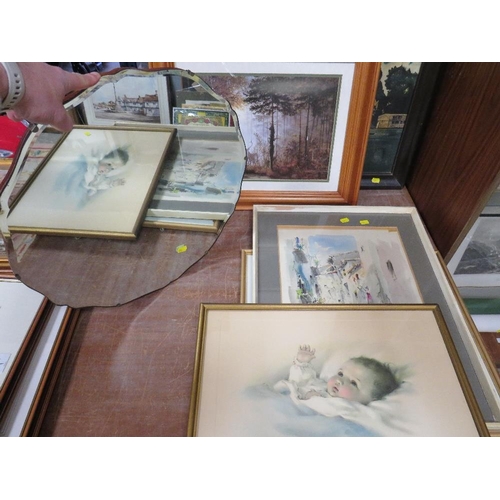 4 - A COLLECTION OF ASSORTED PICTURES, AND PRINTS ETC TOGETHER WITH A VINTAGE ART DECO STYLE MIRROR (QTY... 