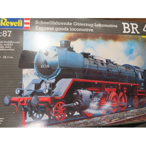 66 - SIX BOXED REVELL MODEL TRAIN KITS, 1:87 SCALE 02157, 02160, 02162, 02170, 02161, 02165