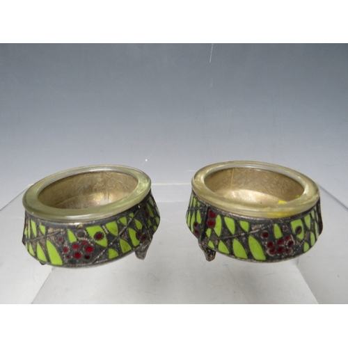 257 - A PAIR OF VINTAGE RUSSIAN SILVER AND CLOISONNE SALTS, Dia at top 5.5 cm