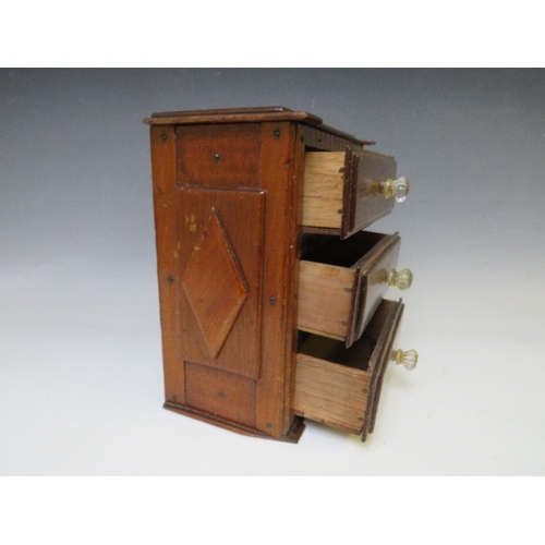 402 - TWO LATE 19TH / EARLY 20TH CENTURY TRAMP ART MINIATURE CHESTS, H 23 and 21 cm