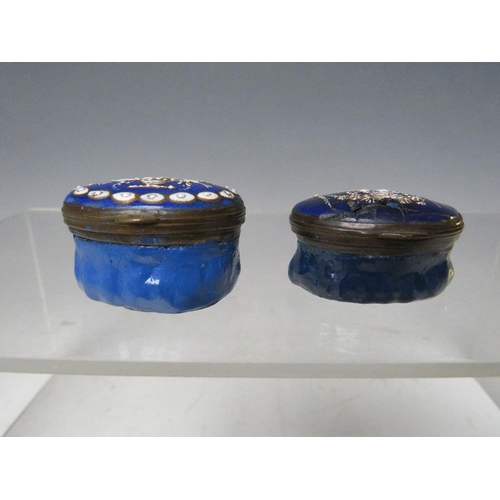 131 - TWO LATE 18TH / EARLY 19 TH BILSTON ENAMEL PATCH BOXES, average L 4 cm (2)