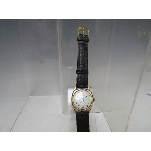 201 - A VINTAGE AVIA 9CT GOLD CASED WRISTWATCH, Dia. 2.5 cm