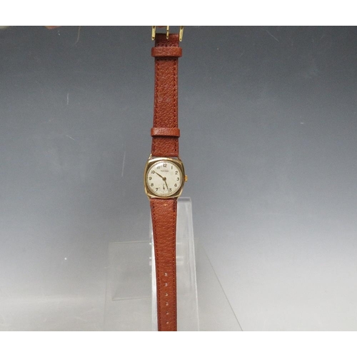 202 - A VINTAGE ROTARY 9 CARAT GOLD CASED WRISTWATCH, Dia. 2.5 cm