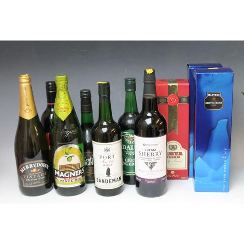 295 - 10 ASSORTED BOTTLES OF PORT, Sherry etc to include 1 bottle of Sandeman fine old ruby port