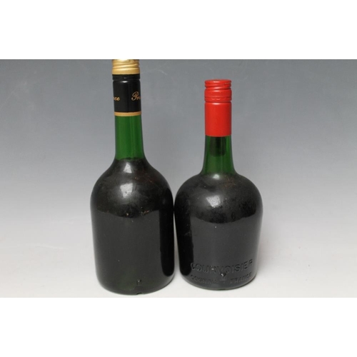 323 - 1 BOTTLE OF COURVOISIER THREE STAR LUXE COGNAC, together with 1 bottle of three barrels rare old Fre... 