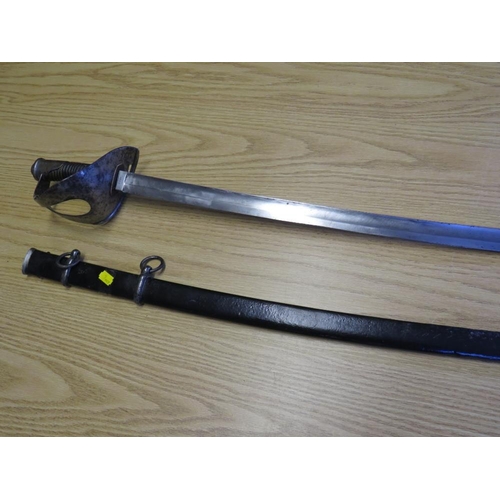 404 - A 19TH CENTURY ITALIAN CAVALRY SABRE, marked A & EW, in black painted steel scabbard