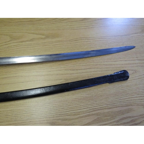 404 - A 19TH CENTURY ITALIAN CAVALRY SABRE, marked A & EW, in black painted steel scabbard