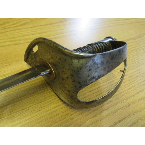 404 - A 19TH CENTURY ITALIAN CAVALRY SABRE, marked A & EW, in black painted steel scabbard