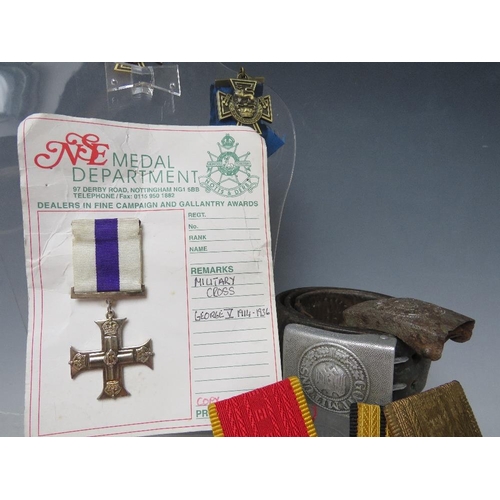 431 - A COLLECTION OF MILITARY BADGES, EPAULETTE'S, reproduction German gallantry medals etc.