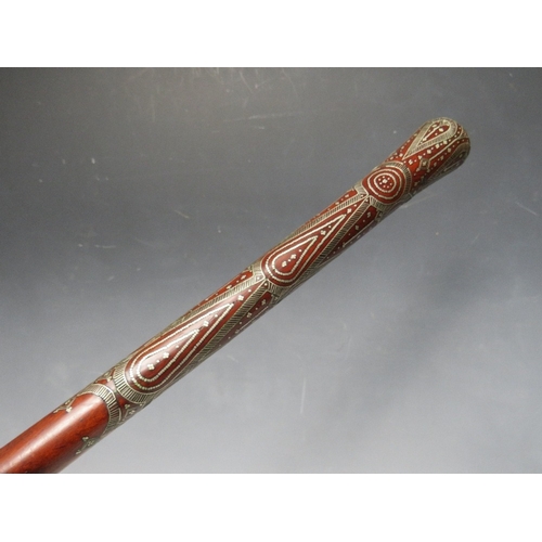 471 - A 19TH CENTURY WALKING CANE WITH SILVER PIQUE WORK DECORATION TO THE UPPER SECTION, overall L 87 cm