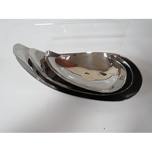 304 - THREE GRADUATING GEORG JENSEN DISHES