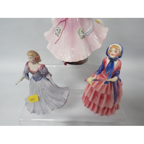 306 - A ROYAL DOULTON 