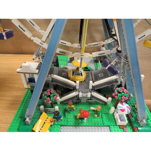 226 - A LEGO FAIRGROUND WHEEL A/F