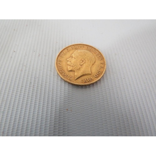 405 - A GEORGE V HALF SOVEREIGN DATED 1911