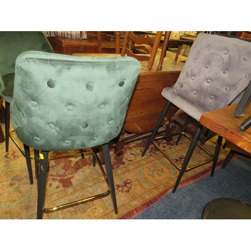 844 - TWO PAIRS OF MODERN UPHOLSTERED BAR / KITCHEN STOOLS