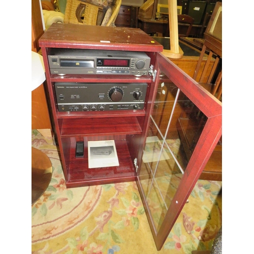 859 - A TECHNICS SU-V570 AMP AND AN SL-P477A CD PLAYER IN CABINET