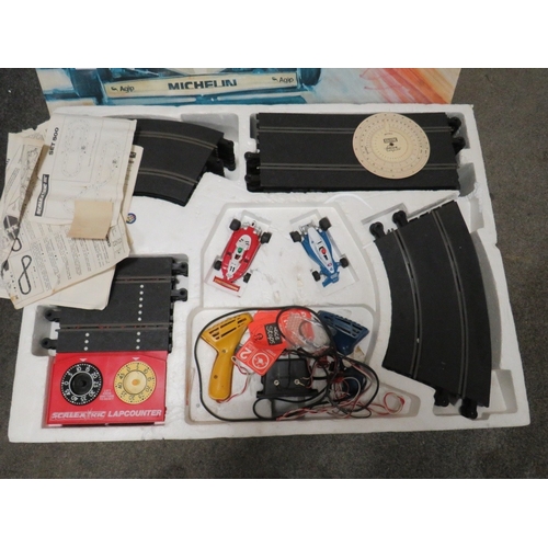 185 - A BOXED SCALEXTRIC 500 (CONTENTS NOT CHECKED )