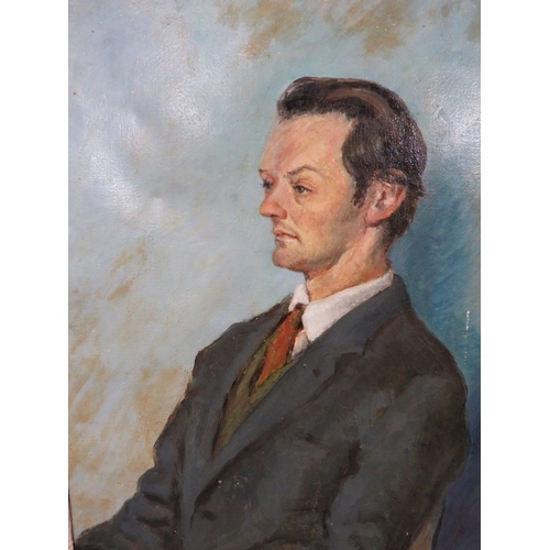 5 - A MID 20TH CENTURY OIL ON CANVAS HALF LENGTH PORTRAIT OF A GENTLEMAN. SIGNED RENEE 63 CM X 75 CM ( I... 