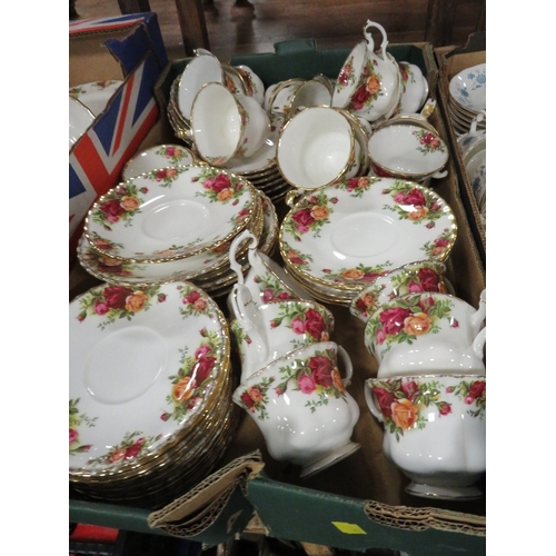 137 - FOUR TRAYS OF ROYAL ALBERT OLD COUNTRY ROSES A/F