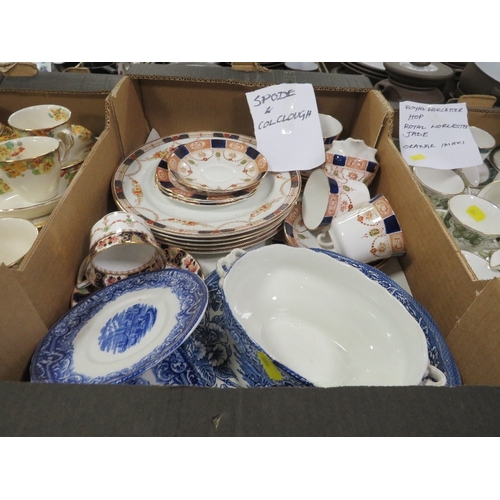 91 - TWO TRAYS OF ASSORTED TEA/DINNER WARE TO INCLUDE ROYAL WORCESTER SPODE AND COLCLOUGH