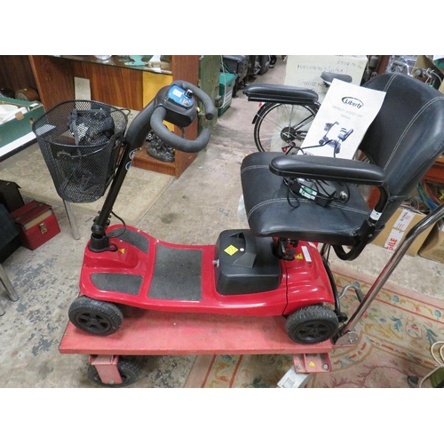 608 - A LIBERTY KOMFI RIDER MOBILITY SCOOTER WITH KEYS - WORKING AT TIME OF CONSIGNMENT HOWEVER WE OFFER N... 