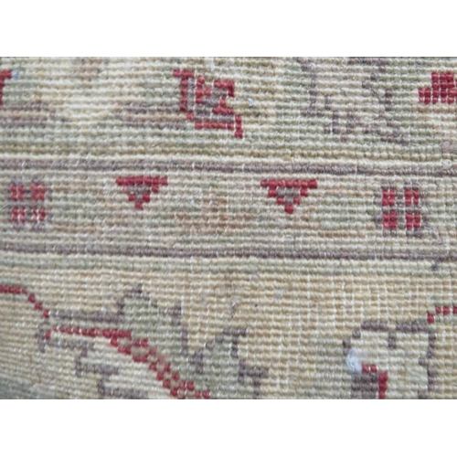 716 - A LARGE 20TH CENTURY KILIM WOOLLEN RUG